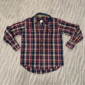 Vintage Wrangler Men’s Pearl Snap Long Sleeve Shirt Size XL?